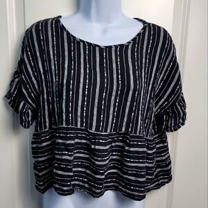 PAPER CRANE Ruffle Sleeve Striped Top